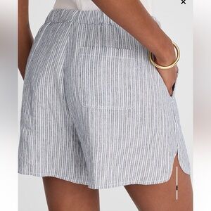 Madewell Curved Hem Pull-On Shorts in 100% Linen